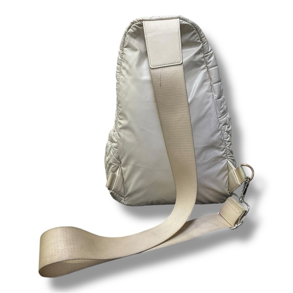 ✨ Tutilo New York Quilted Sling Backpack 🎒 Cream‎ Nylon Crossbody - Picture 6 of 8